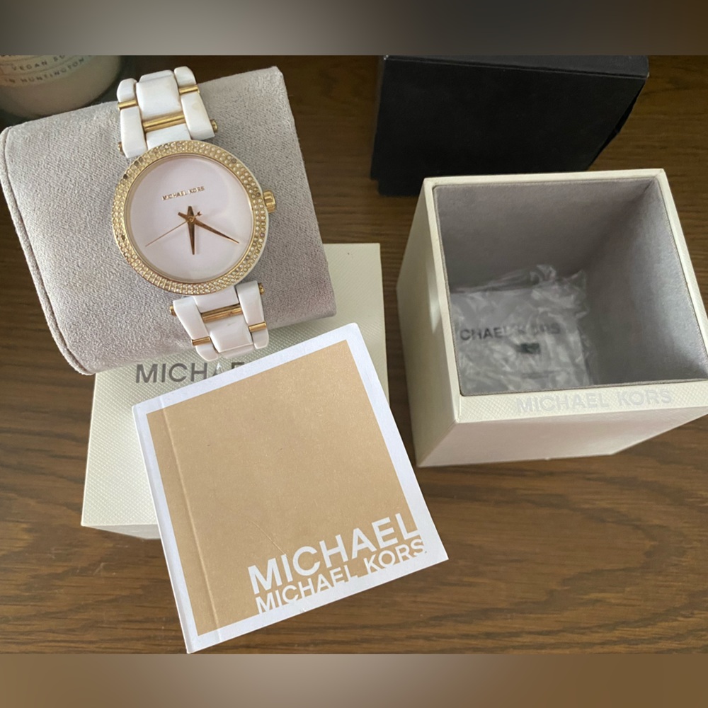 Michael Kors Watch.  Barely worn.  Does need new battery.